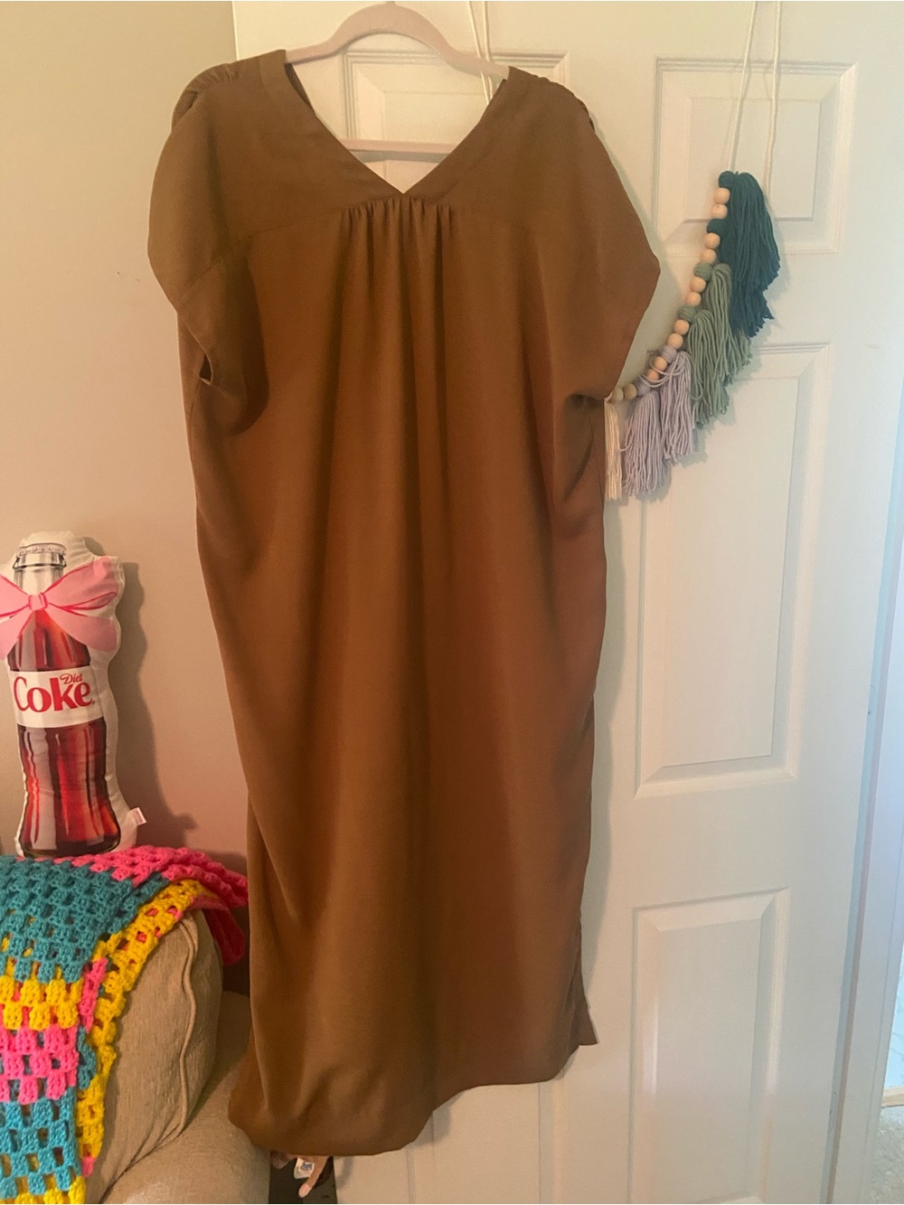 Relaxed V-Neck Maxi Dress in Brown